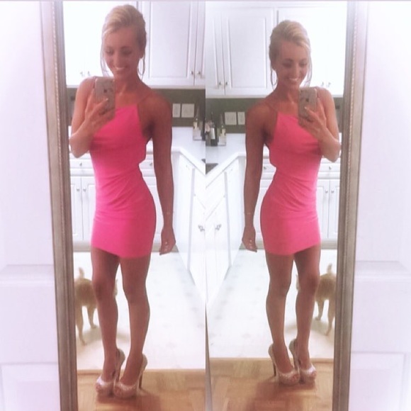 Hello Molly Dresses & Skirts - 💥Mini Backless Pink Dress 💥